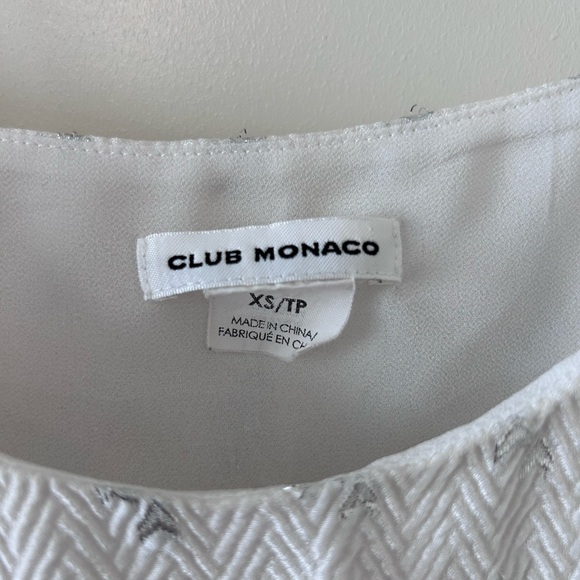 Club Monaco - Picture 4 of 4